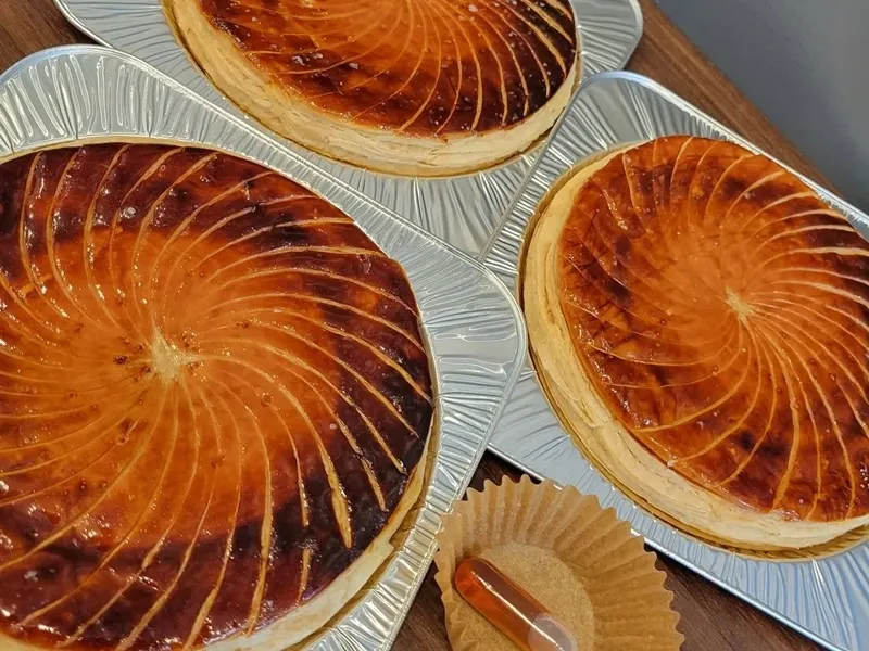 PÂTISSERIE PIECE