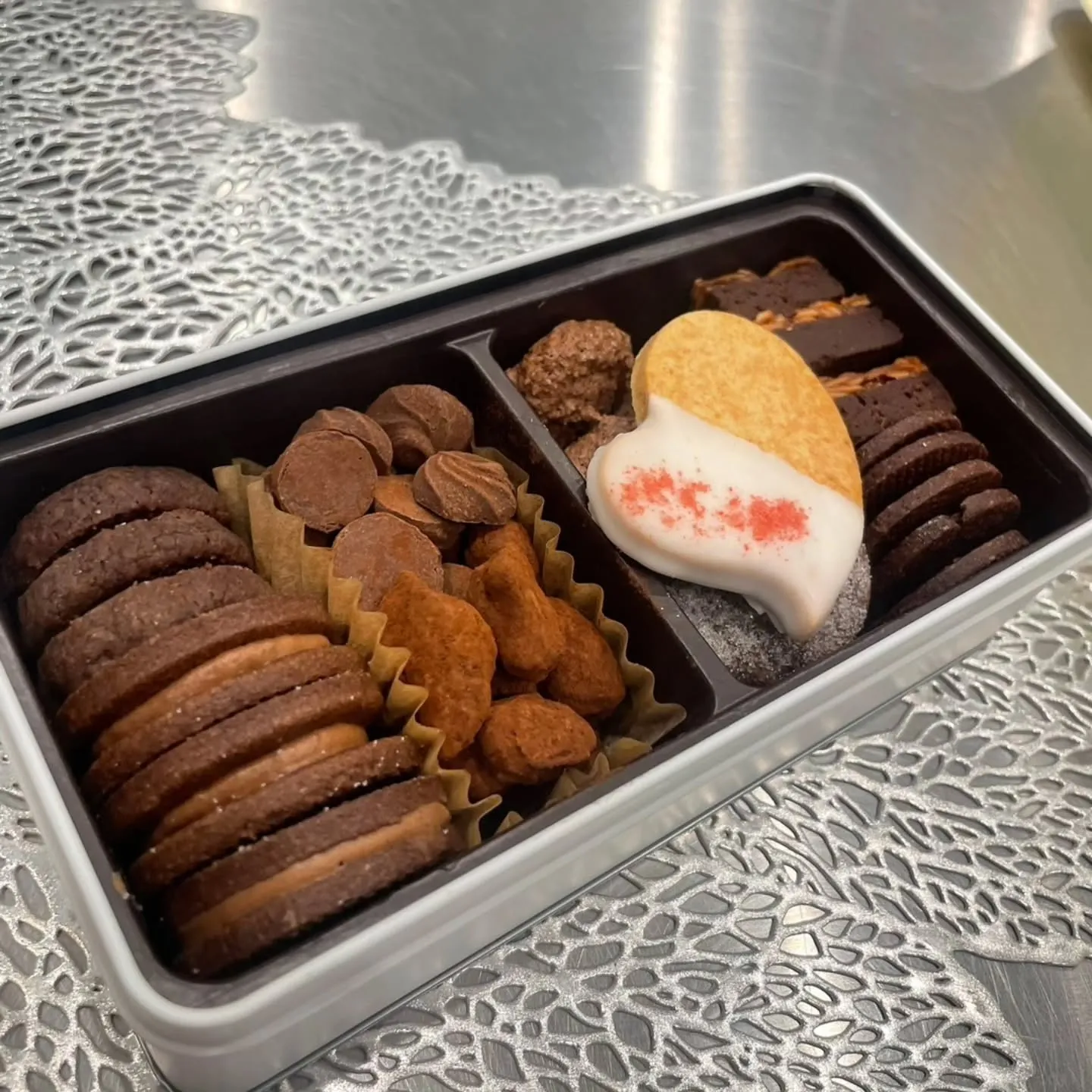 ショコラクッキー缶